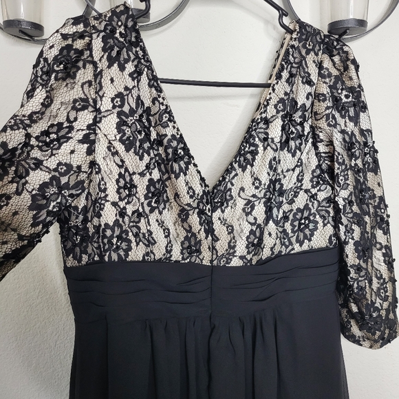 Formal gown Size 18 - Picture 6 of 6